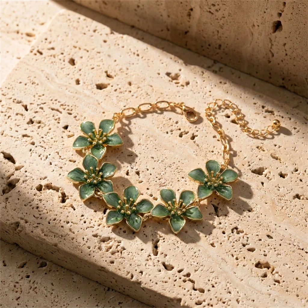 Hawaiian White Enamel Flower Anklet for Women Gold Color Tropical Beach Floral Ankle Bracelet Summer Vacation Foot Jewelry